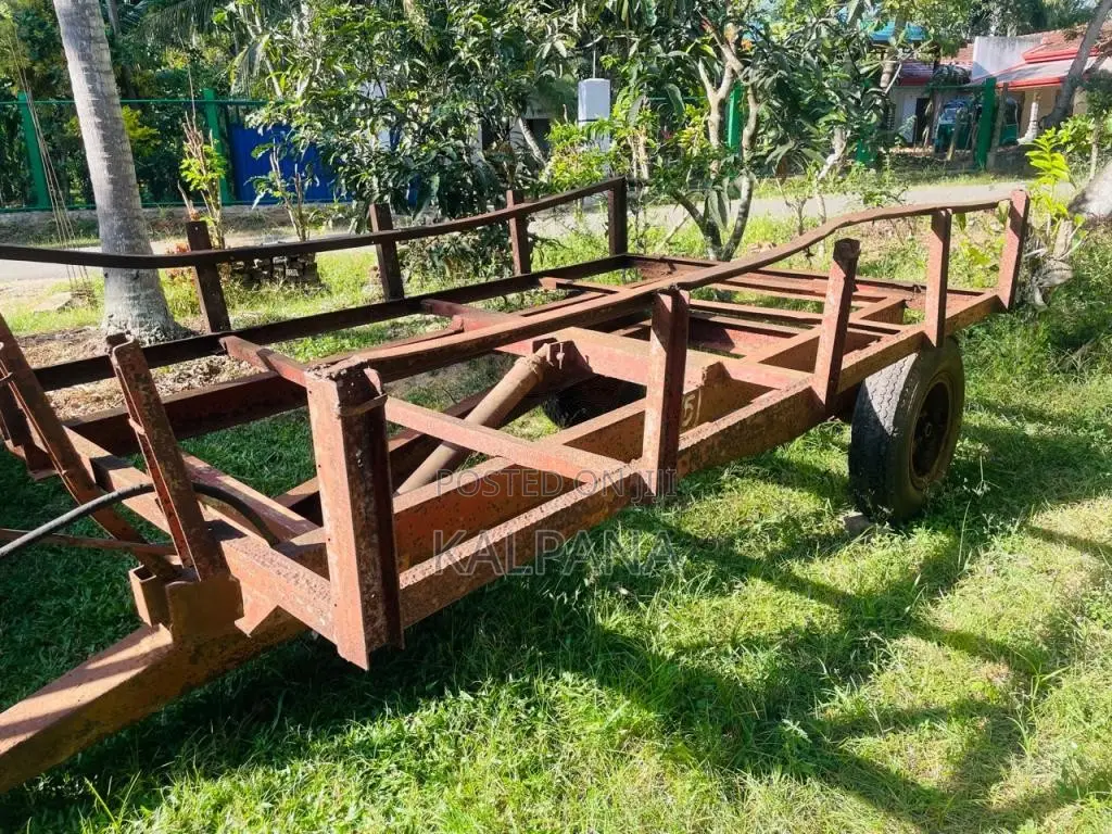 TAFE Trailer 2020 Tractor (Used)