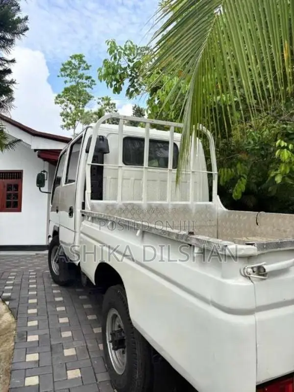 JAC Single Wheel 2012 Crew Cab (Used)