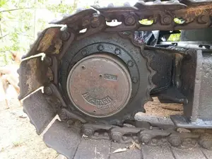 CAT E70b 2000 Heavy-Duty (Used)