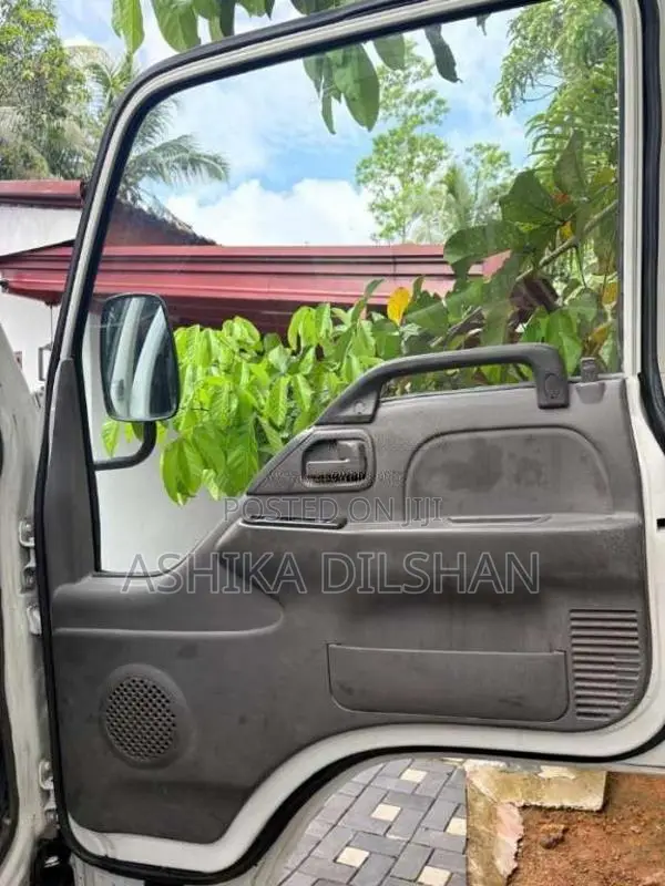 JAC Single Wheel 2012 Crew Cab (Used)