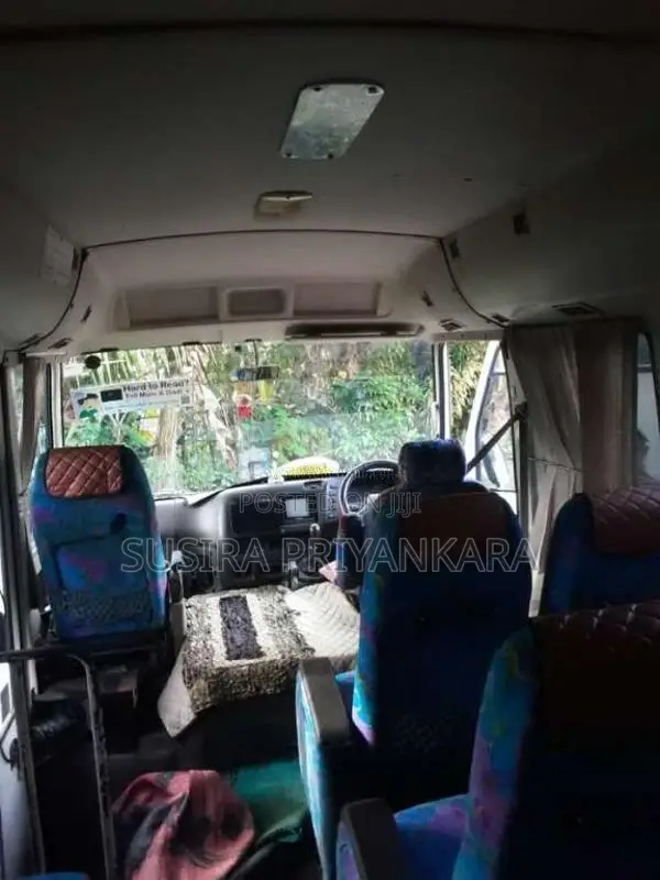 Mitsubishi Rosa 2006 Bus (Used)