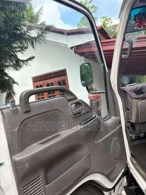 JAC Single Wheel 2012 Crew Cab (Used)