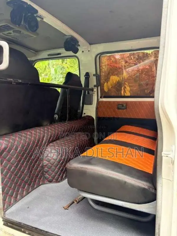 JAC Single Wheel 2012 Crew Cab (Used)