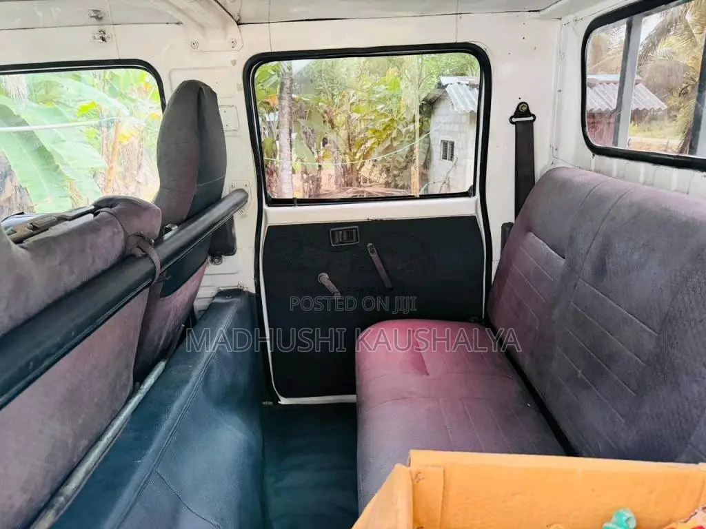 Nissan ATLAS 1998 Crew Cab (Used)