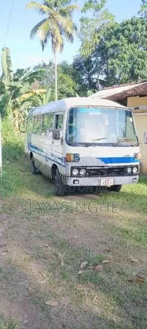 Mitsubishi Mmc Rosa 1981 Bus (Used)