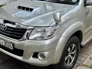 Toyota Hilux 2006 Pickup (Used)