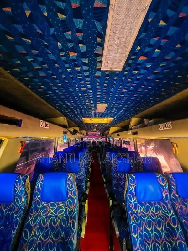 Isuzu Isuzu 2014 Bus (Used)