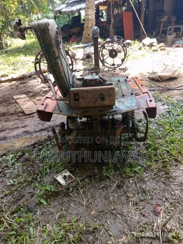 Kubota K7 1985 Tractor (Used)