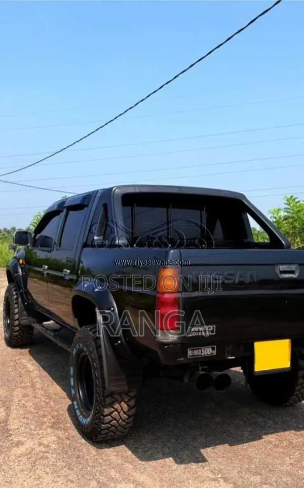 Nissan D21 2002 Pickup (Used)