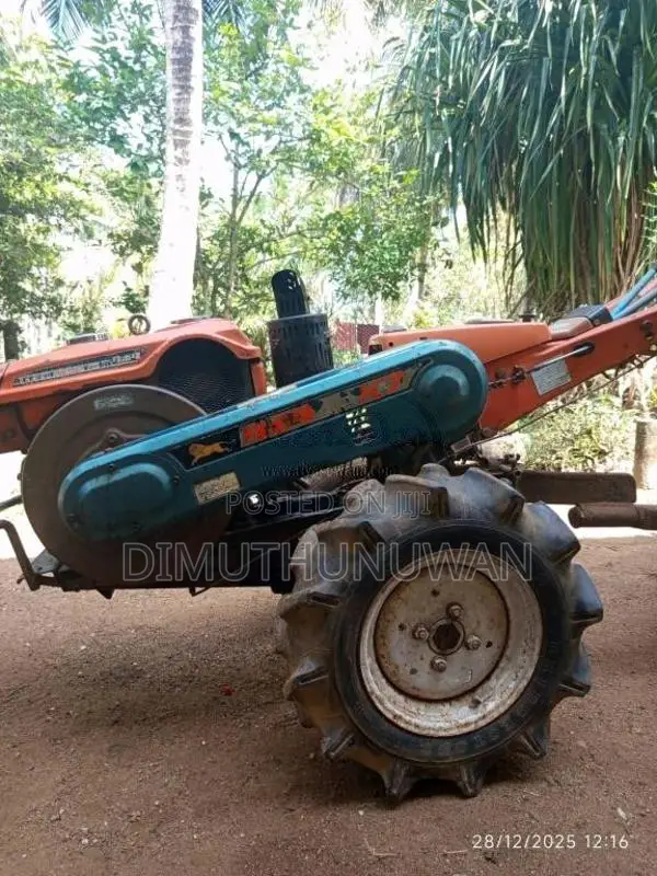 Kubota K7 1985 Tractor (Used)