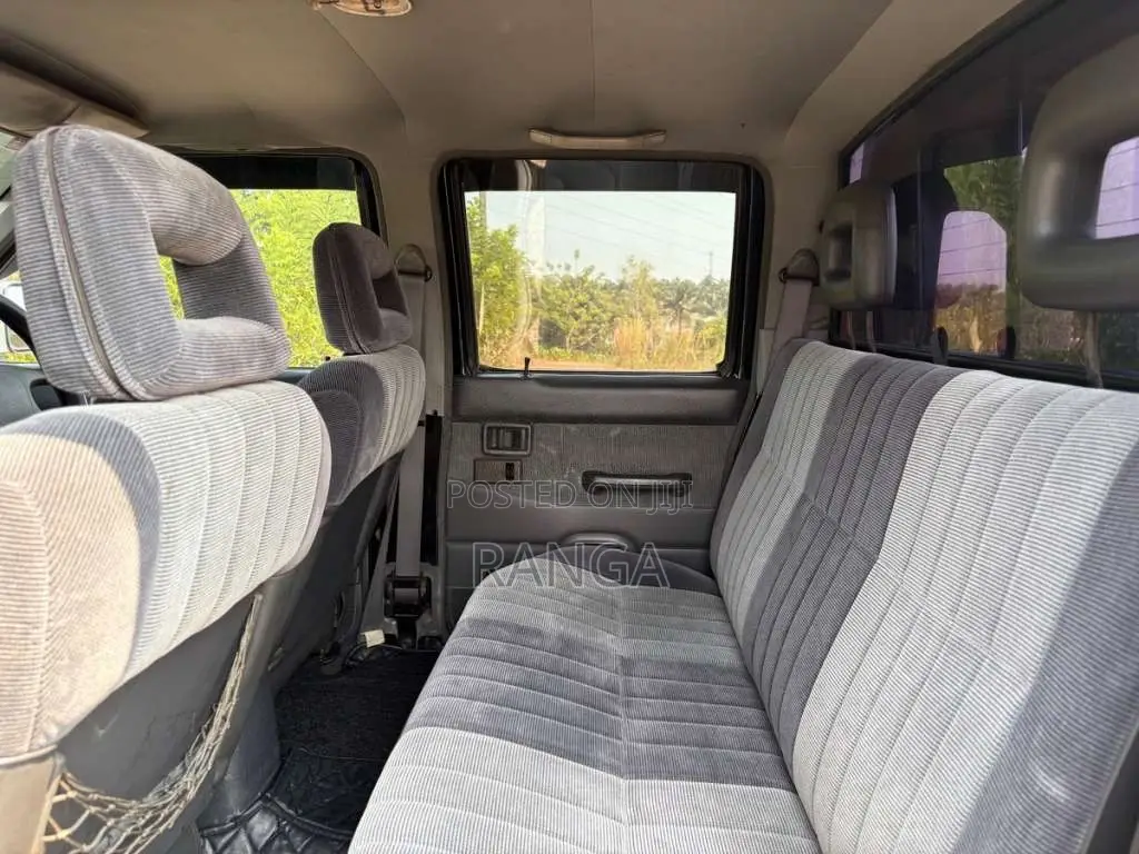 Nissan D21 2002 Pickup (Used)