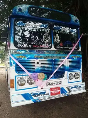 Ashok-Leyland Uro Power 2002 Bus (Used)