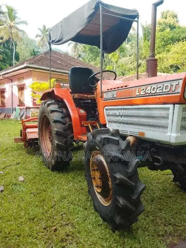 Kubota L2402DT 2008 Tractor (Used)