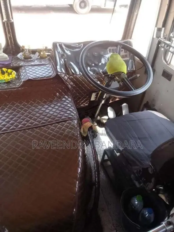 Ashok-Leyland Turbo 2011 Bus (Used)