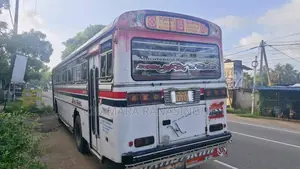 Ashok-Leyland Leyland 2009 Bus (Used)