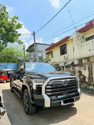 Toyota Tundra I Force Max Pickup 2025 Pickup (Used)
