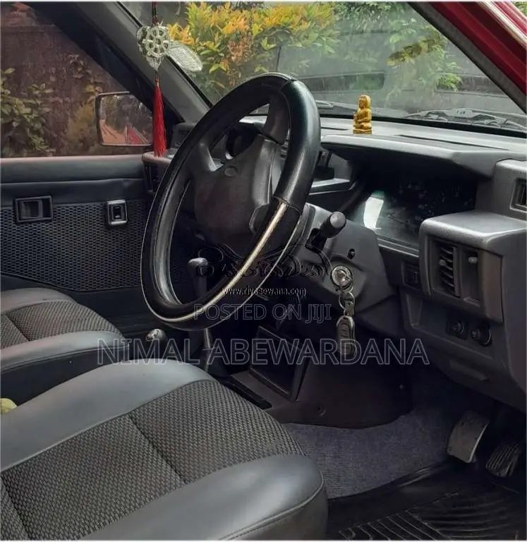 Mitsubishi Strada 1992 Pickup (Used)