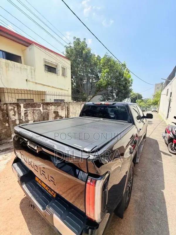 Toyota Tundra I Force Max Pickup 2025 Pickup (Used)