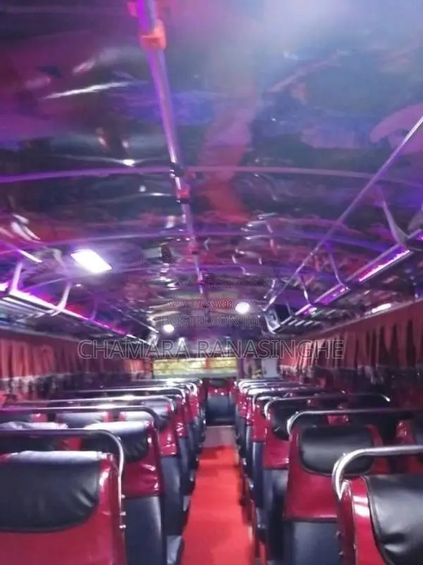 Ashok-Leyland Leyland 2009 Bus (Used)