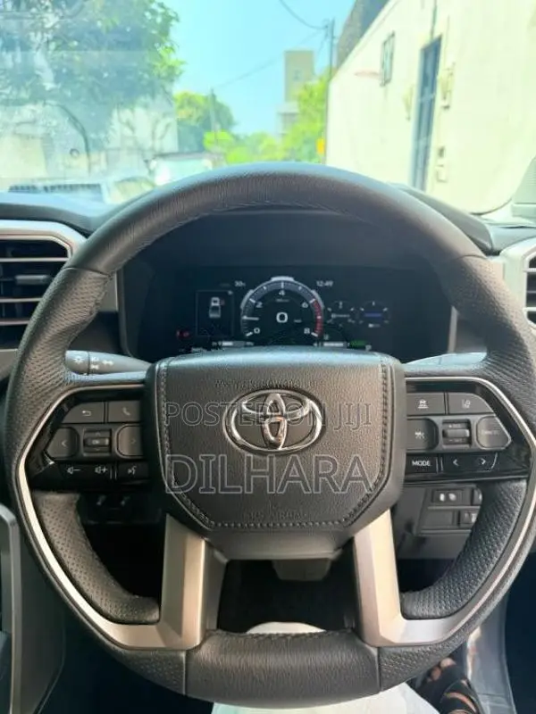 Toyota Tundra I Force Max Pickup 2025 Pickup (Used)