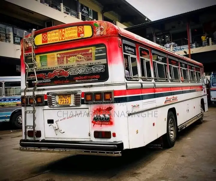 Ashok-Leyland Leyland 2009 Bus (Used)