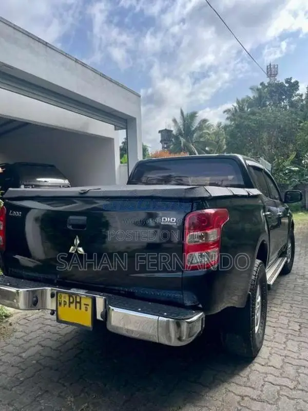 Mitsubishi L200 2016 Pickup (Used)