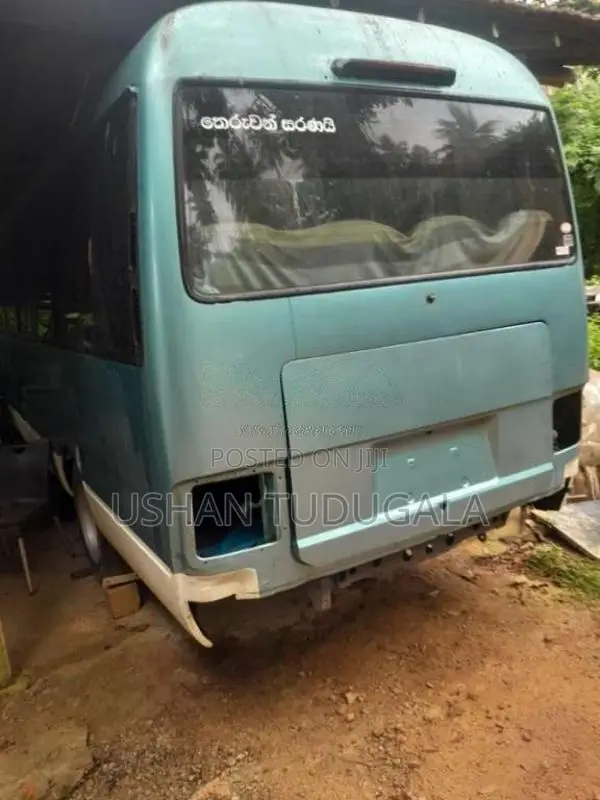 Toyota Coaster 2001 Bus (Used)