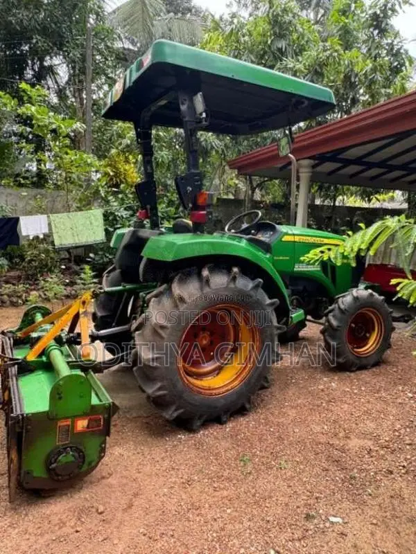 John-Deere 3036E 2018 Tractor (Used)