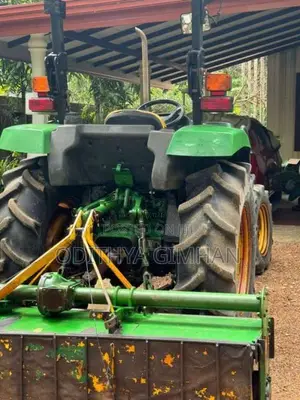 John-Deere 3036E 2018 Tractor (Used)