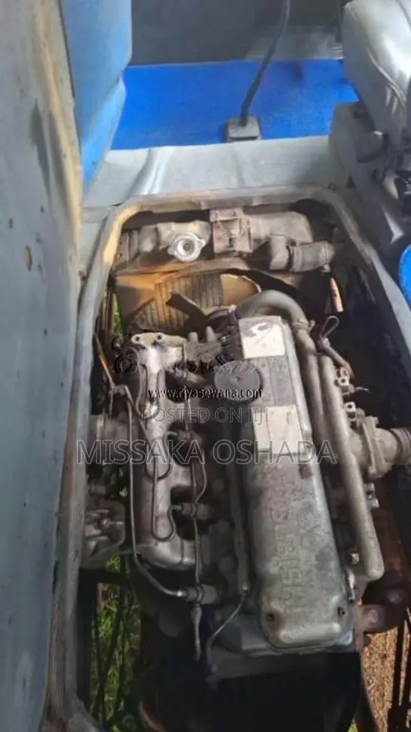 Mitsubishi Rosa 1981 Bus (Used)