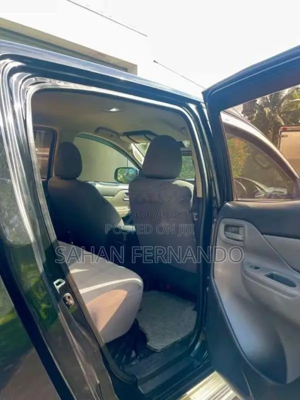 Mitsubishi L200 2016 Pickup (Used)