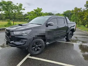 Toyota Hilux 2017 Pickup (Used)