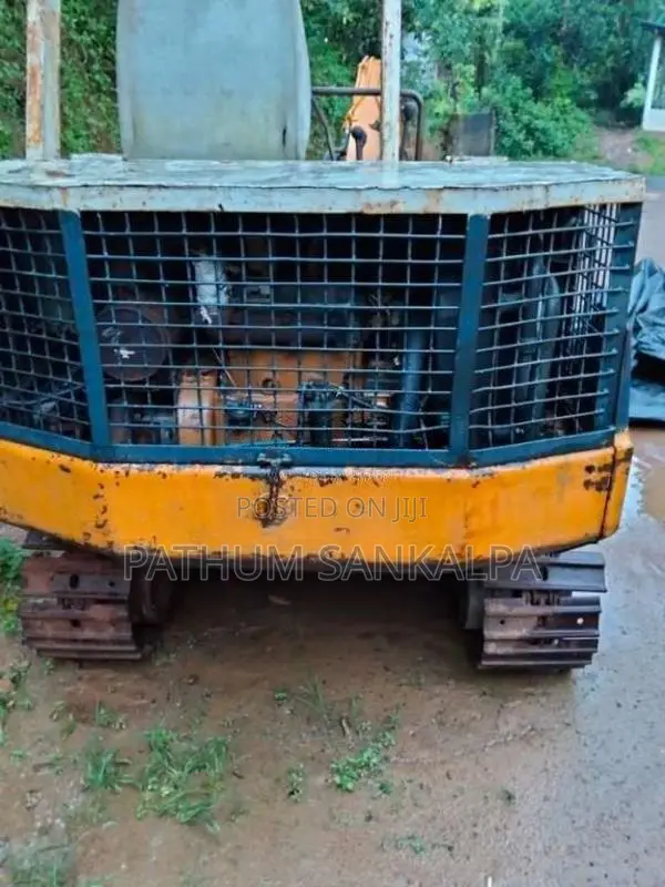 Komatsu Excavator 2022 Heavy-Duty (Used)