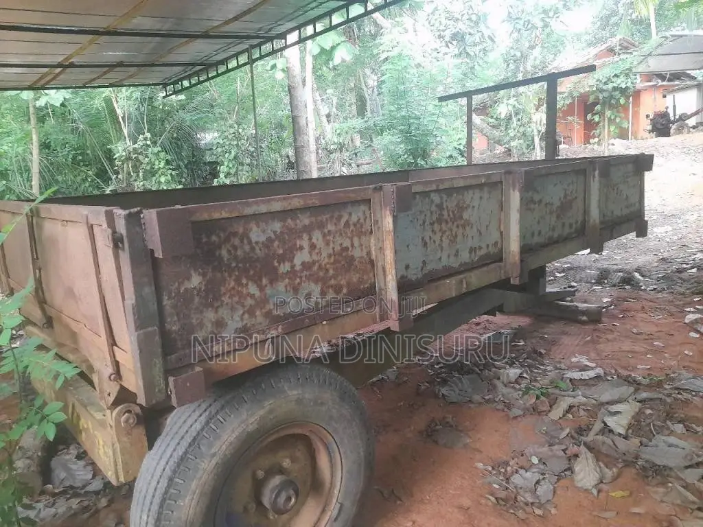 TAFE Trailer 2020 Tractor (Used)