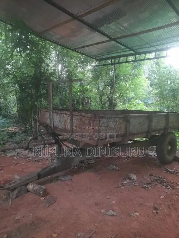 TAFE Trailer 2020 Tractor (Used)