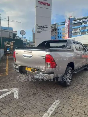 Toyota Hilux 2018 Pickup (Used)