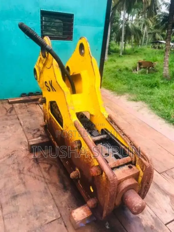 CAT 120 2022 Heavy-Duty (Used)