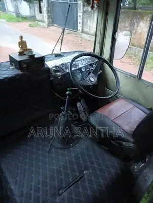 Tata 909 1991 Bus (Used)