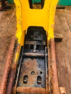 CAT 120 2022 Heavy-Duty (Used)