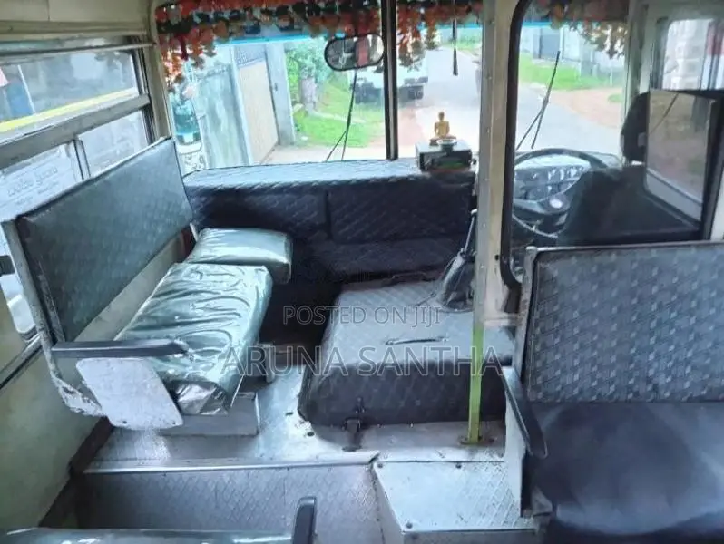 Tata 909 1991 Bus (Used)