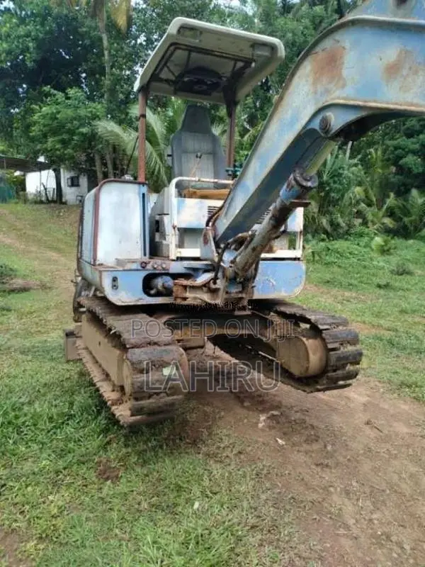 Yanmar Tb025 2006 Heavy-Duty (Used)