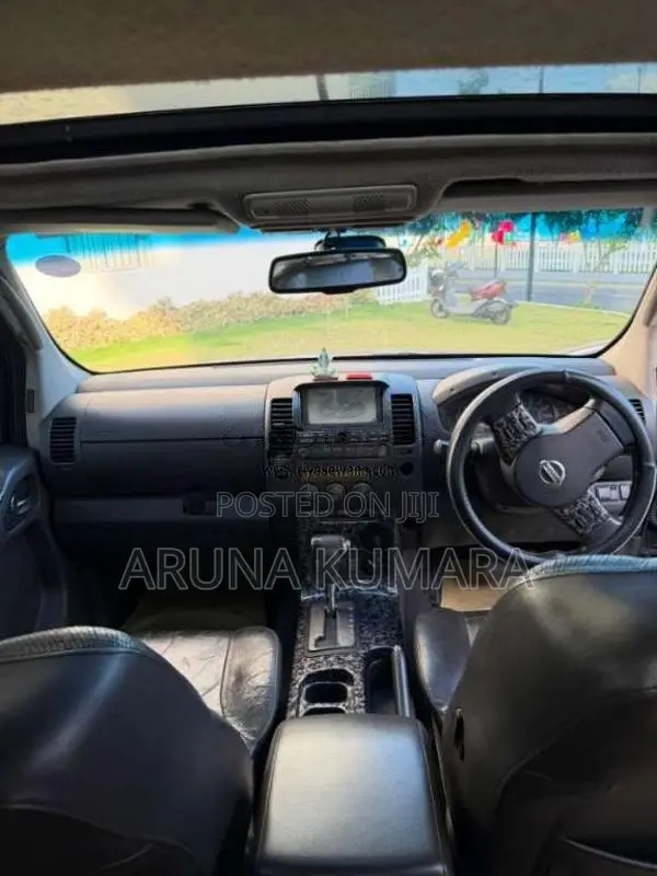 Nissan Navara 2007 Pickup (Used)