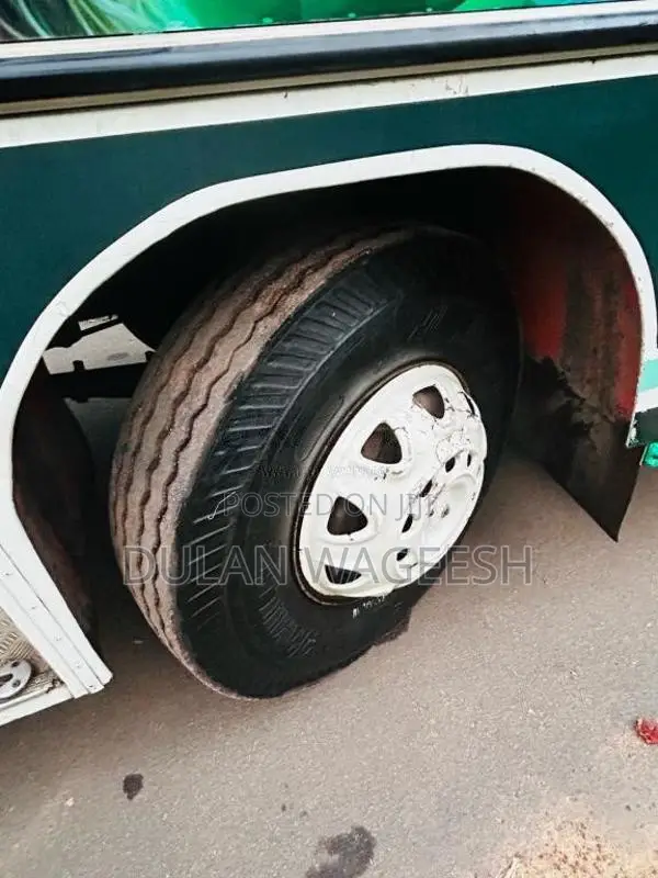 Ashok-Leyland Ruby 2004 Bus (Used)