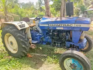 Ford FarmTracktor 2010 Tractor (Used)