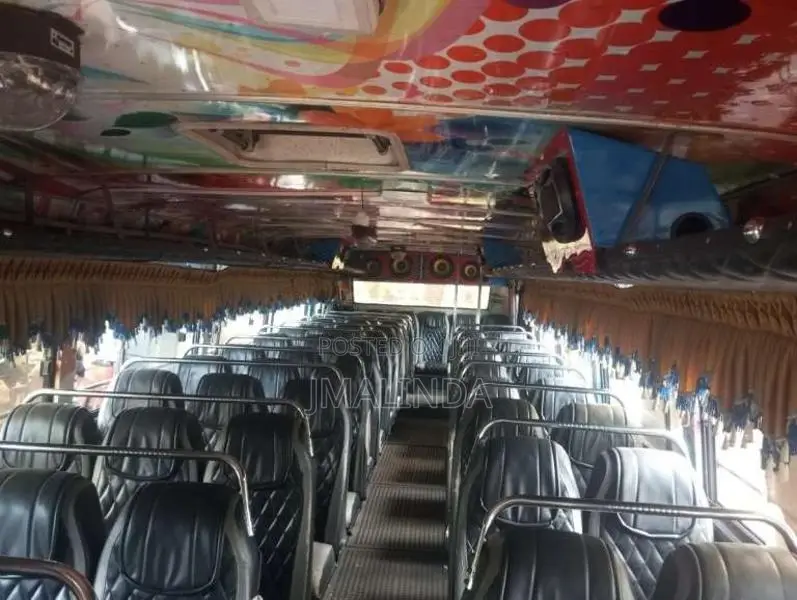 Tata Starbus 2010 Bus (Used)