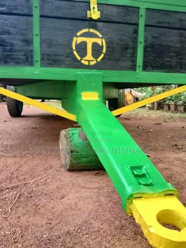 Massey-Ferguson Telar 2016 Tractor (Used)