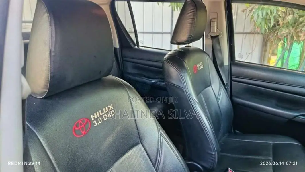 Toyota Hilux 2016 Pickup (Used)