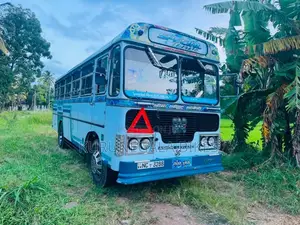Ashok-Leyland Ashok-Leyland 2015 Bus (Used)