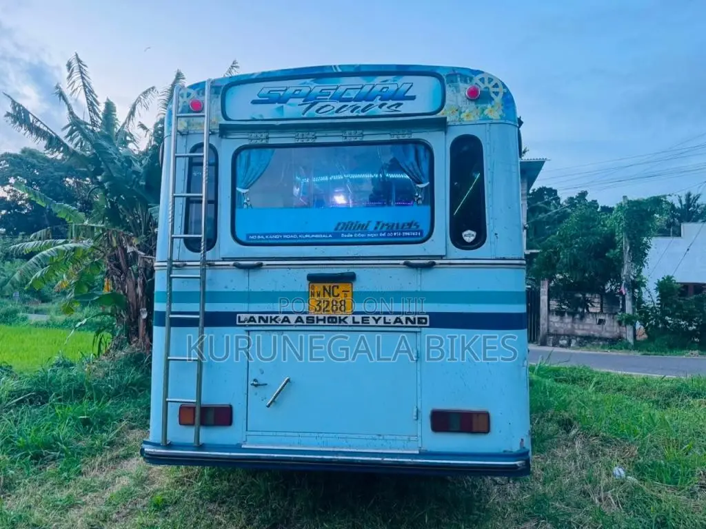 Ashok-Leyland Ashok-Leyland 2015 Bus (Used)