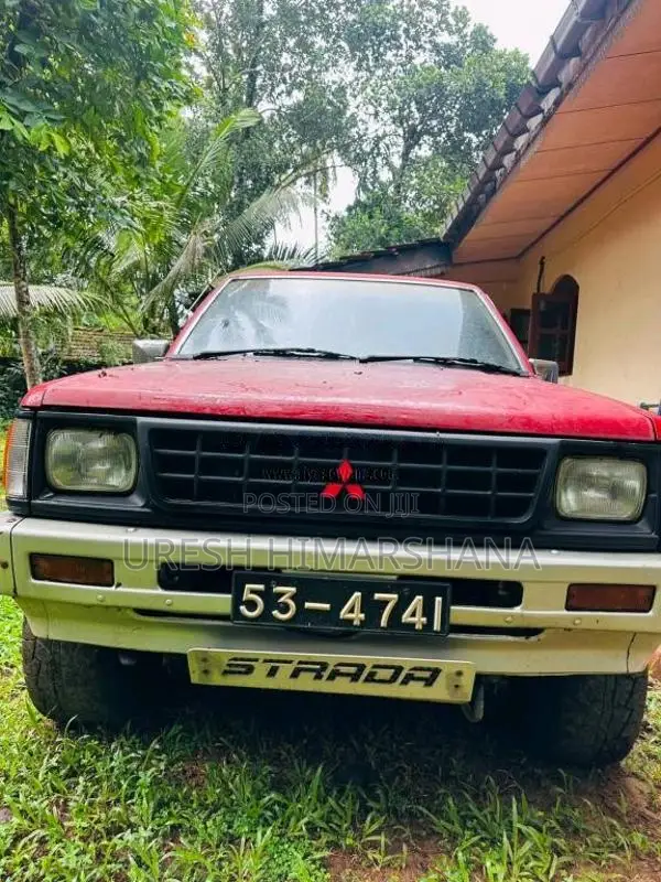 Mitsubishi L200 1992 Pickup (Used)